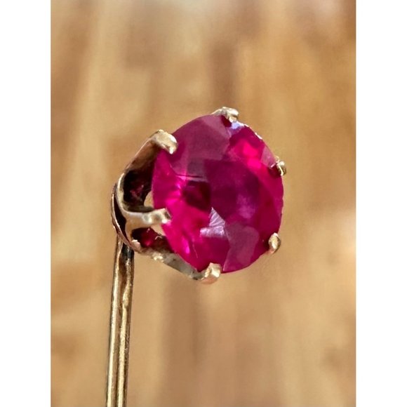 Antique 18kt solid rose gold old European cut genuine 1.22ct ruby stick pin - Picture 1 of 10